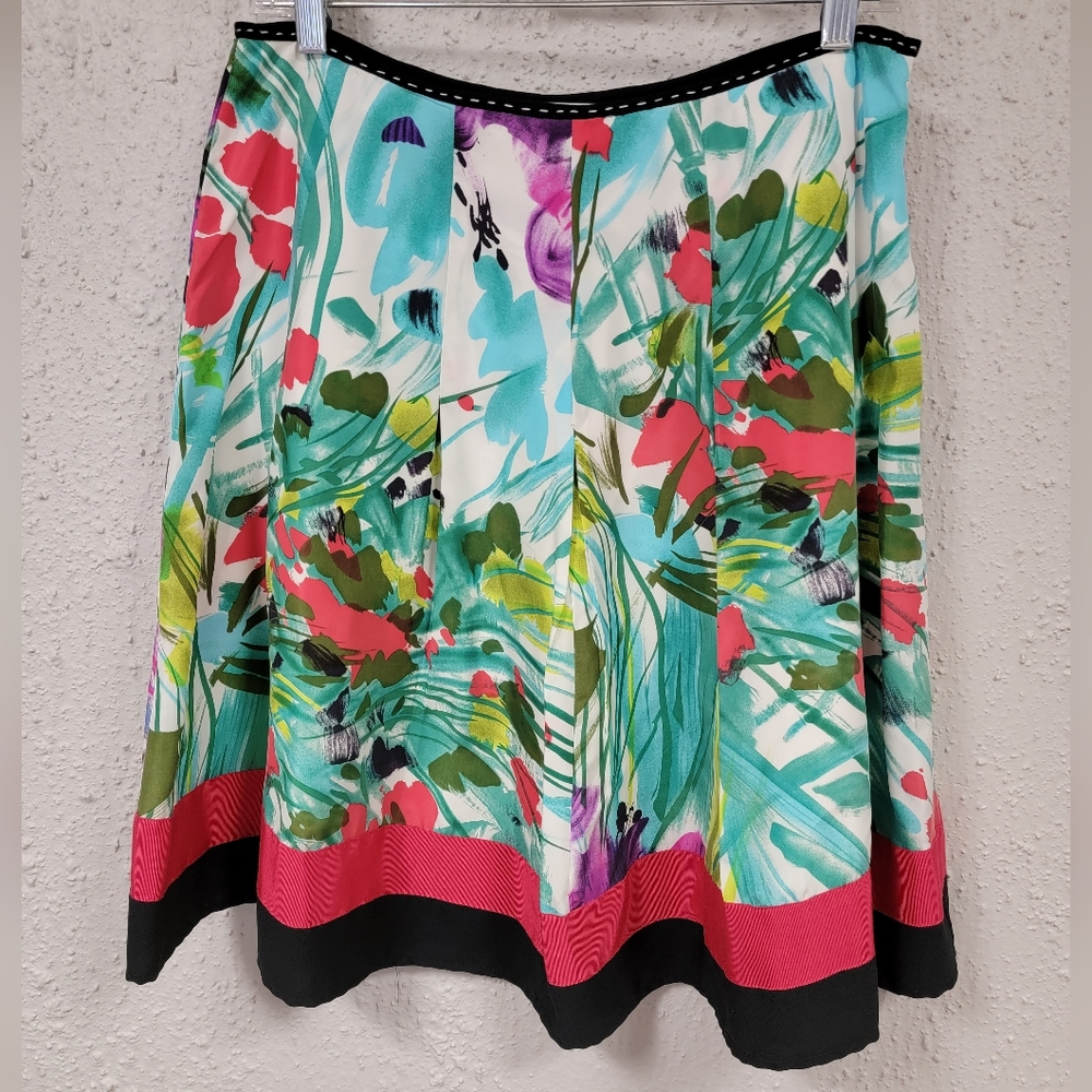 Peter Nygard Sz8 Women's 100% Silk Skirt